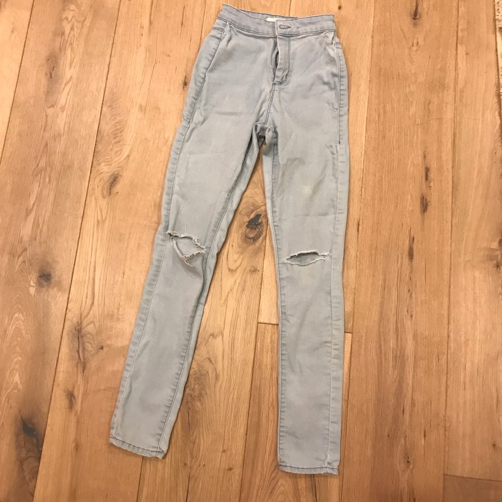 Grey jeans